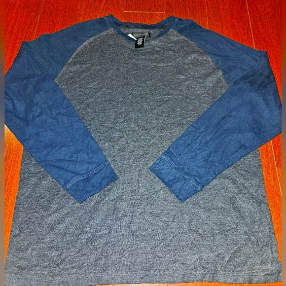 Pierre Cardin Raglan Tshirt - Picture 1 of 2